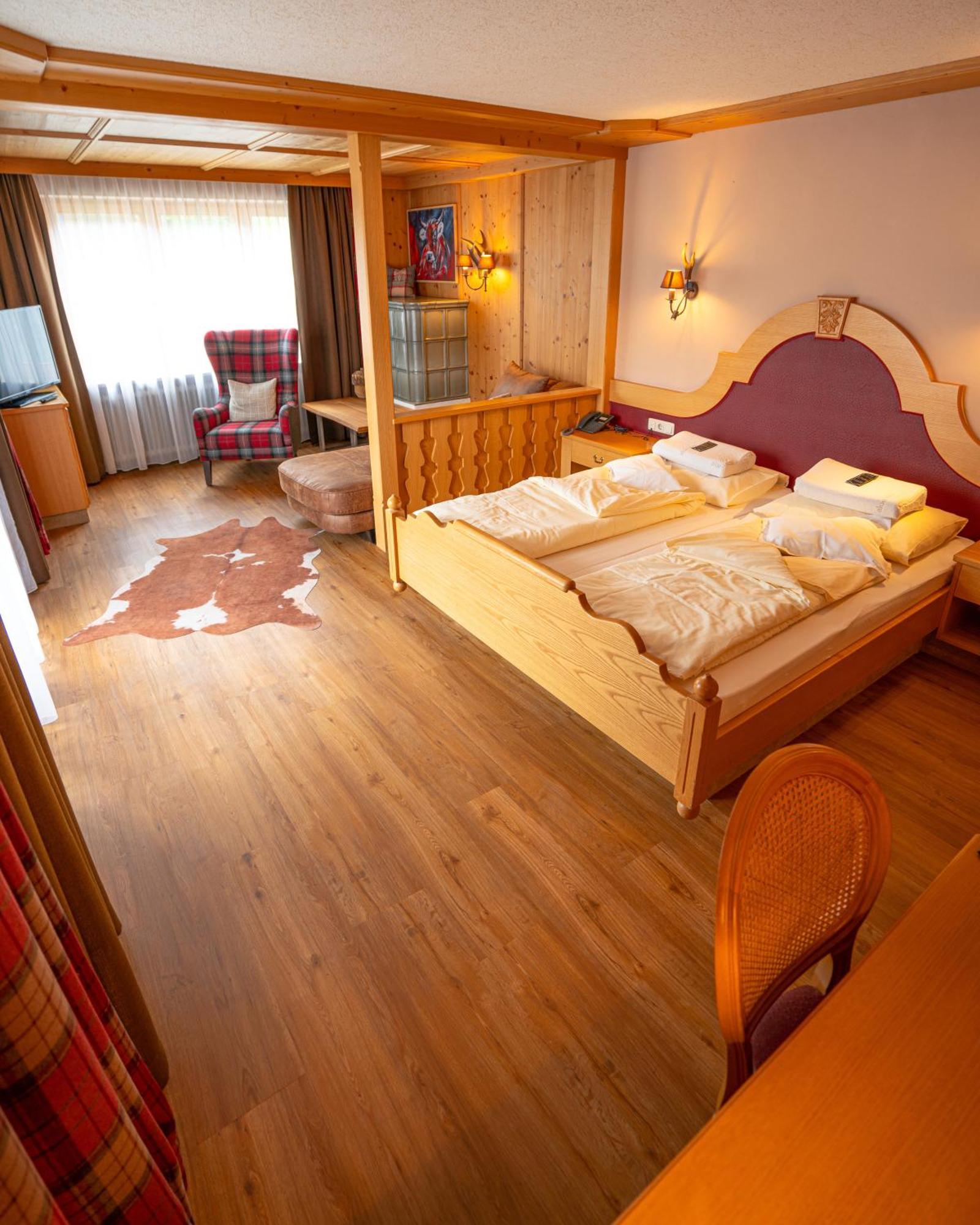 טאנהיים Hotel "Zum Ritter" מראה חיצוני תמונה